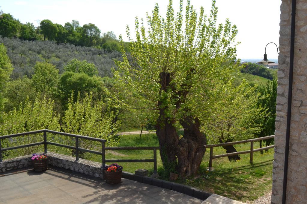 Casale La Rocchetta Bed & Breakfast Lonigo Eksteriør bilde